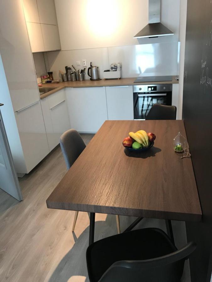 Samorin Modern Apartmens Private Parking - Air Conditioning Exteriör bild