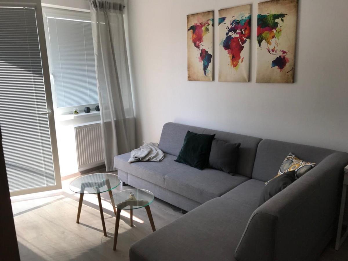 Samorin Modern Apartmens Private Parking - Air Conditioning Exteriör bild